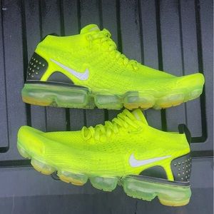 Nike Air VaporMax Flyknit 2 Fluorescent green Men's air cushion shoes Sz 11